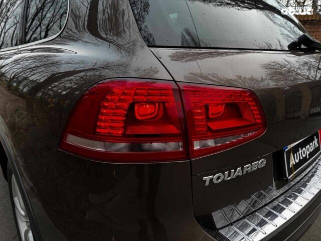 Коричневий Фольксваген Туарег, об'ємом двигуна 3 л та пробігом 296 тис. км за 19390 $, фото 8 на Automoto.ua