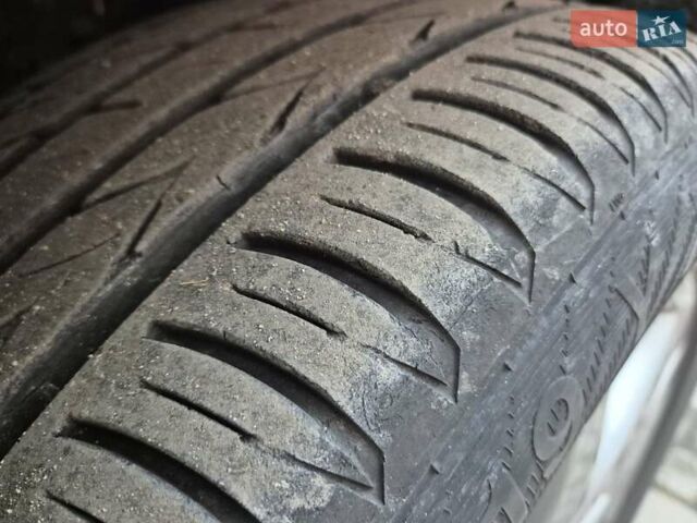 Коричневый Фольксваген Туарег, объемом двигателя 2.97 л и пробегом 340 тыс. км за 17950 $, фото 8 на Automoto.ua