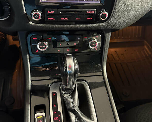 Коричневый Фольксваген Туарег, объемом двигателя 2.97 л и пробегом 174 тыс. км за 18500 $, фото 17 на Automoto.ua