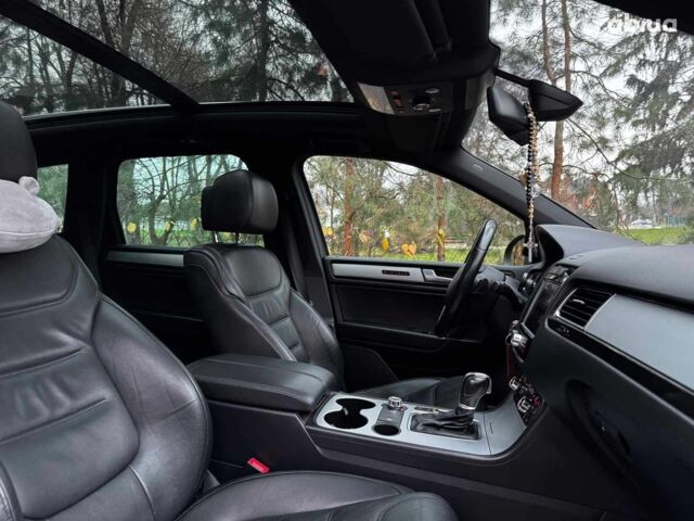 Коричневий Фольксваген Туарег, об'ємом двигуна 3 л та пробігом 296 тис. км за 19390 $, фото 33 на Automoto.ua