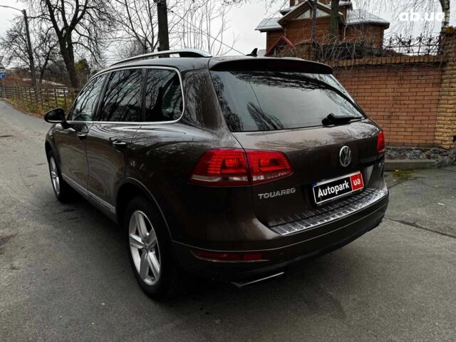 Коричневий Фольксваген Туарег, об'ємом двигуна 3 л та пробігом 296 тис. км за 19390 $, фото 7 на Automoto.ua