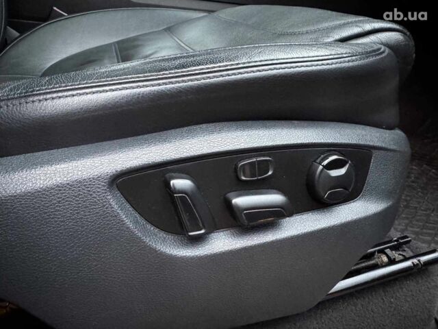 Коричневий Фольксваген Туарег, об'ємом двигуна 3 л та пробігом 296 тис. км за 19390 $, фото 34 на Automoto.ua