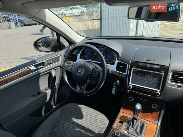 Коричневый Фольксваген Туарег, объемом двигателя 2.97 л и пробегом 214 тыс. км за 17490 $, фото 35 на Automoto.ua