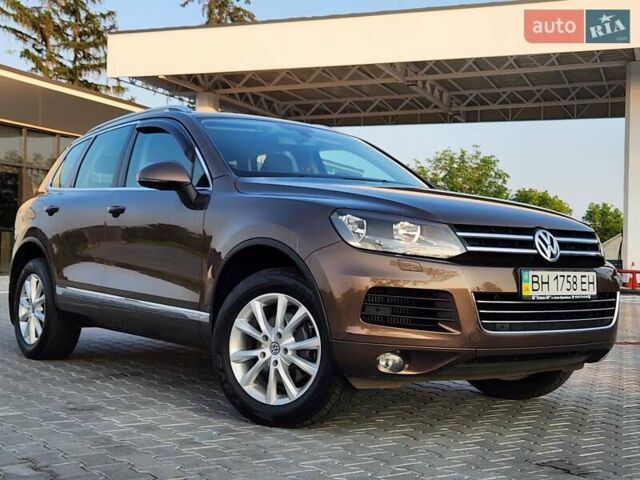 Коричневий Фольксваген Туарег, об'ємом двигуна 2.97 л та пробігом 130 тис. км за 22300 $, фото 3 на Automoto.ua