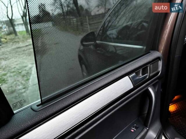 Коричневий Фольксваген Туарег, об'ємом двигуна 3 л та пробігом 296 тис. км за 19390 $, фото 25 на Automoto.ua