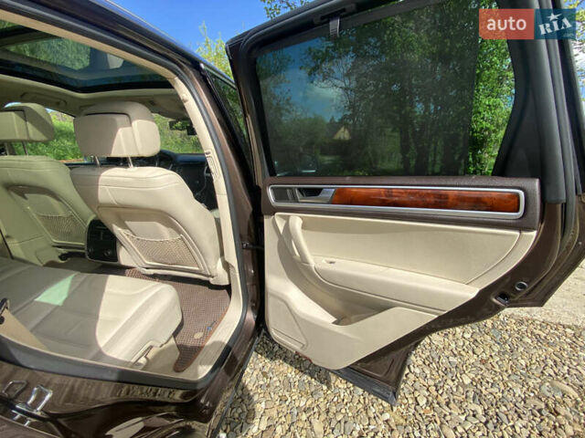 Коричневий Фольксваген Туарег, об'ємом двигуна 2.97 л та пробігом 348 тис. км за 20500 $, фото 22 на Automoto.ua