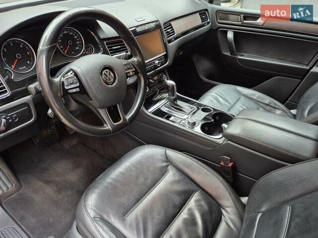 Коричневый Фольксваген Туарег, объемом двигателя 2.97 л и пробегом 340 тыс. км за 17950 $, фото 10 на Automoto.ua
