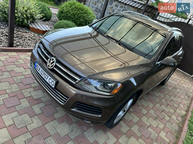 Коричневий Фольксваген Туарег, об'ємом двигуна 3 л та пробігом 280 тис. км за 16500 $, фото 2 на Automoto.ua