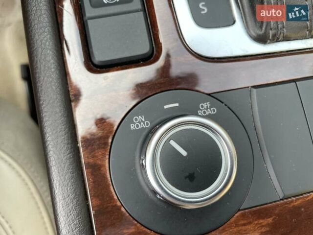 Коричневий Фольксваген Туарег, об'ємом двигуна 2.97 л та пробігом 175 тис. км за 20900 $, фото 17 на Automoto.ua