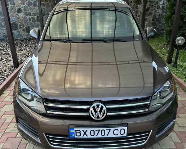 Коричневий Фольксваген Туарег, об'ємом двигуна 3 л та пробігом 280 тис. км за 16500 $, фото 1 на Automoto.ua