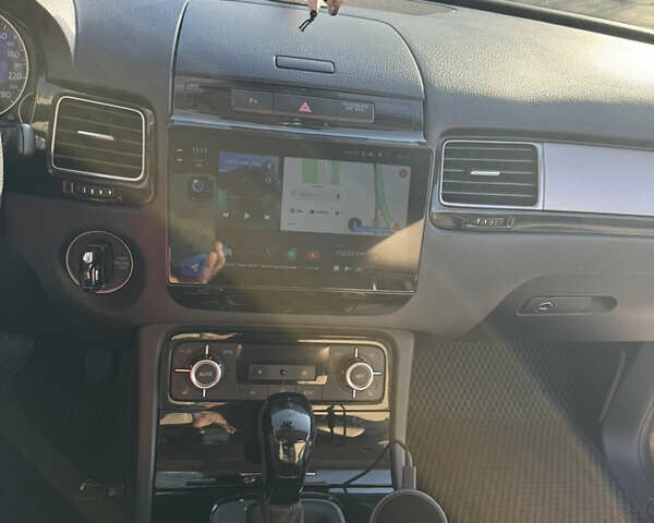 Коричневый Фольксваген Туарег, объемом двигателя 2.97 л и пробегом 273 тыс. км за 20000 $, фото 27 на Automoto.ua