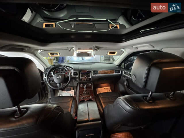 Коричневый Фольксваген Туарег, объемом двигателя 2.97 л и пробегом 300 тыс. км за 21300 $, фото 58 на Automoto.ua