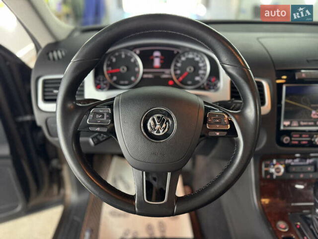 Коричневый Фольксваген Туарег, объемом двигателя 2.97 л и пробегом 300 тыс. км за 21300 $, фото 14 на Automoto.ua