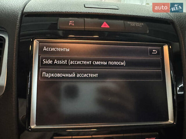 Коричневый Фольксваген Туарег, объемом двигателя 2.97 л и пробегом 300 тыс. км за 21300 $, фото 68 на Automoto.ua