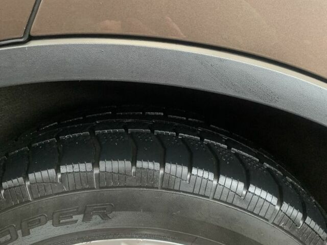 Коричневый Фольксваген Туарег, объемом двигателя 3 л и пробегом 106 тыс. км за 23000 $, фото 16 на Automoto.ua