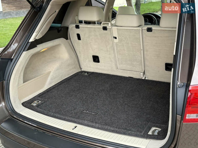 Коричневый Фольксваген Туарег, объемом двигателя 2.97 л и пробегом 239 тыс. км за 17500 $, фото 32 на Automoto.ua