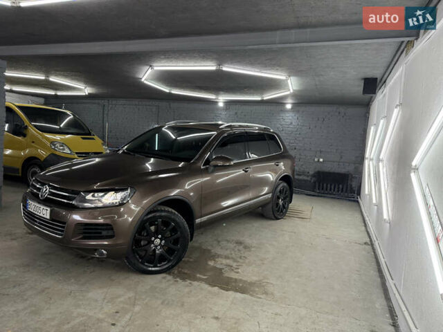 Коричневый Фольксваген Туарег, объемом двигателя 2.97 л и пробегом 300 тыс. км за 21300 $, фото 4 на Automoto.ua