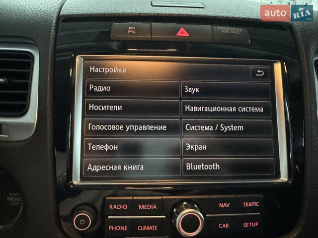 Коричневый Фольксваген Туарег, объемом двигателя 2.97 л и пробегом 300 тыс. км за 21300 $, фото 69 на Automoto.ua