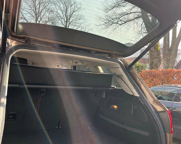 Коричневый Фольксваген Туарег, объемом двигателя 3 л и пробегом 175 тыс. км за 19000 $, фото 7 на Automoto.ua