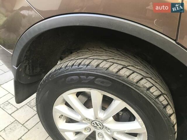 Коричневий Фольксваген Туарег, об'ємом двигуна 2.97 л та пробігом 417 тис. км за 21500 $, фото 12 на Automoto.ua