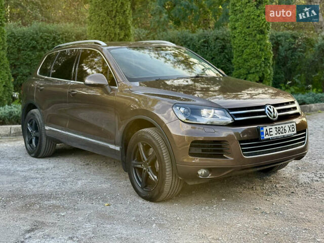 Коричневий Фольксваген Туарег, об'ємом двигуна 2.97 л та пробігом 270 тис. км за 17000 $, фото 9 на Automoto.ua