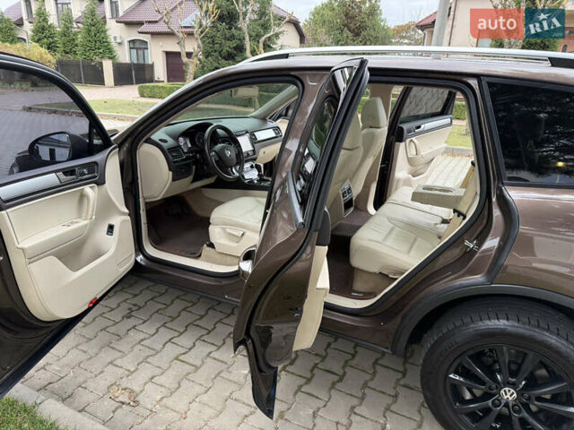 Коричневый Фольксваген Туарег, объемом двигателя 2.97 л и пробегом 239 тыс. км за 17500 $, фото 12 на Automoto.ua