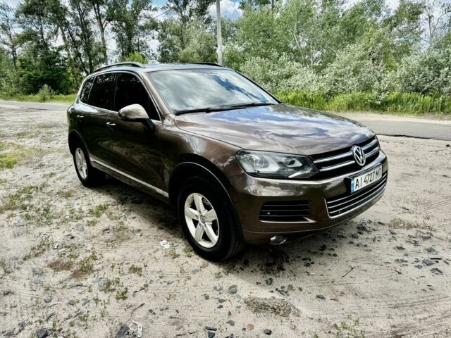 Коричневый Фольксваген Туарег, объемом двигателя 3 л и пробегом 330 тыс. км за 17500 $, фото 5 на Automoto.ua