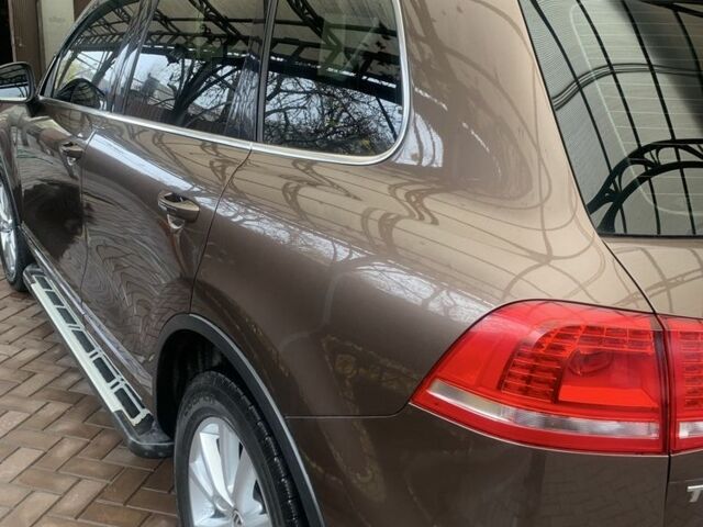 Коричневый Фольксваген Туарег, объемом двигателя 3 л и пробегом 106 тыс. км за 23000 $, фото 6 на Automoto.ua