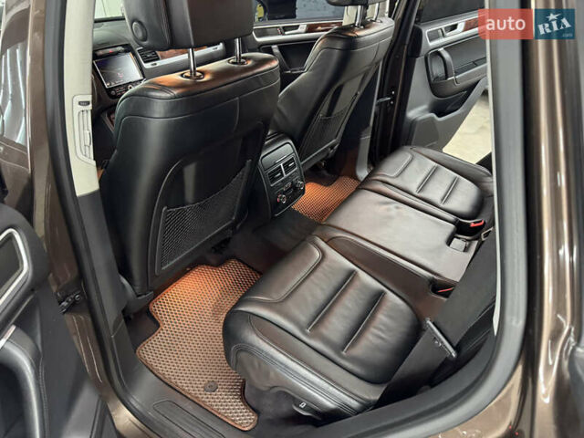 Коричневый Фольксваген Туарег, объемом двигателя 2.97 л и пробегом 300 тыс. км за 21300 $, фото 36 на Automoto.ua