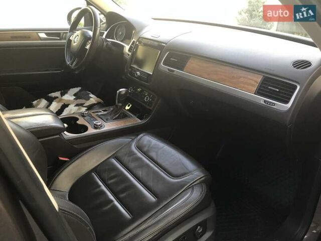 Коричневий Фольксваген Туарег, об'ємом двигуна 2.97 л та пробігом 417 тис. км за 21500 $, фото 14 на Automoto.ua