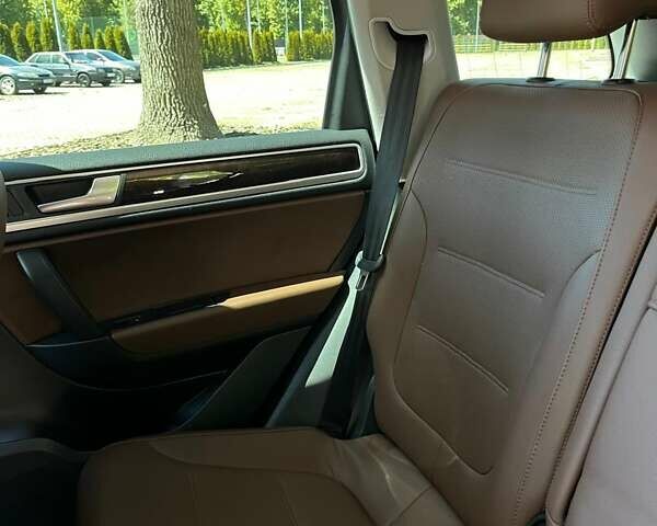 Коричневий Фольксваген Туарег, об'ємом двигуна 2.97 л та пробігом 190 тис. км за 24200 $, фото 21 на Automoto.ua