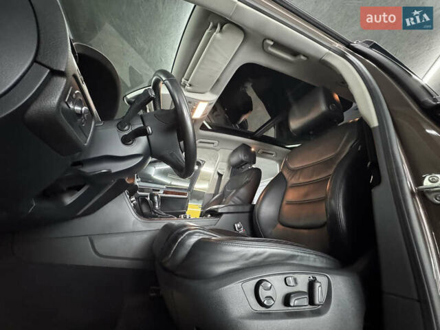 Коричневый Фольксваген Туарег, объемом двигателя 2.97 л и пробегом 300 тыс. км за 21300 $, фото 32 на Automoto.ua