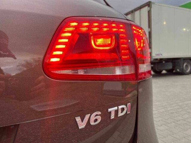 Коричневый Фольксваген Туарег, объемом двигателя 3 л и пробегом 150 тыс. км за 24950 $, фото 16 на Automoto.ua