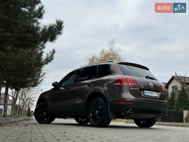 Коричневый Фольксваген Туарег, объемом двигателя 2.97 л и пробегом 239 тыс. км за 17500 $, фото 18 на Automoto.ua