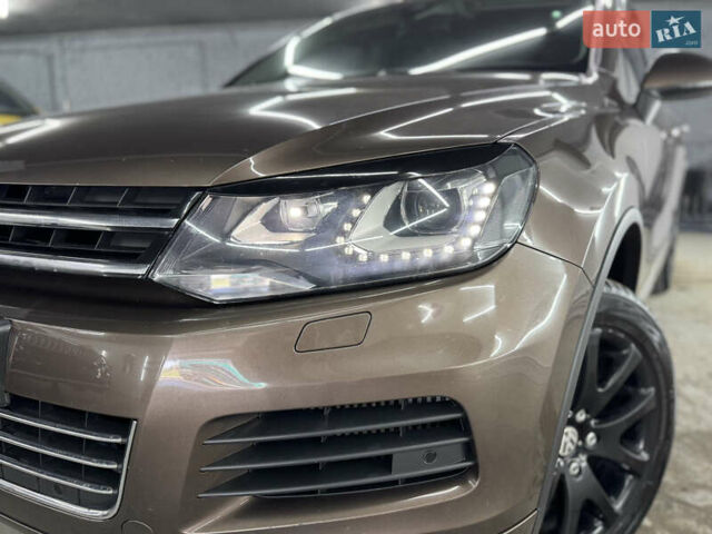 Коричневый Фольксваген Туарег, объемом двигателя 2.97 л и пробегом 300 тыс. км за 21300 $, фото 12 на Automoto.ua