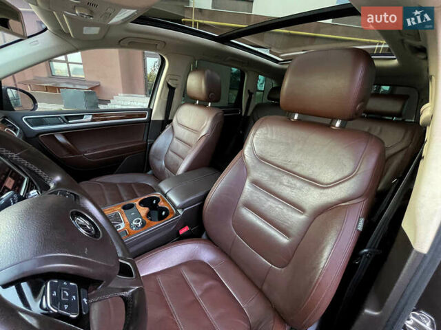 Коричневый Фольксваген Туарег, объемом двигателя 3.6 л и пробегом 262 тыс. км за 18800 $, фото 2 на Automoto.ua