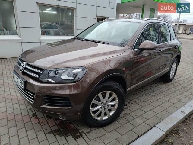 Коричневый Фольксваген Туарег, объемом двигателя 2.97 л и пробегом 225 тыс. км за 20000 $, фото 2 на Automoto.ua