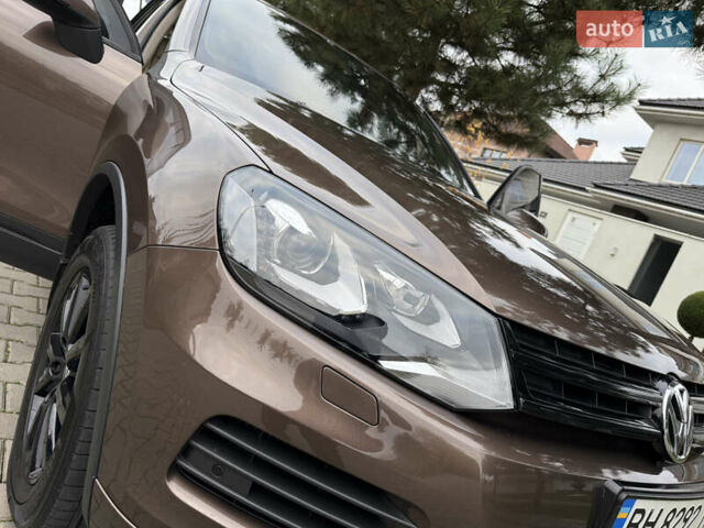 Коричневый Фольксваген Туарег, объемом двигателя 2.97 л и пробегом 239 тыс. км за 17500 $, фото 14 на Automoto.ua