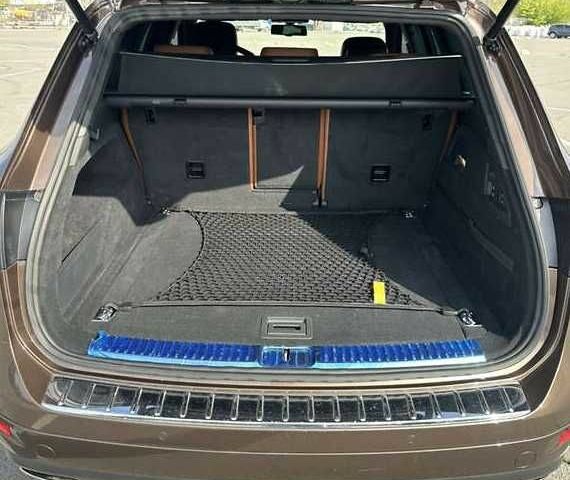 Коричневый Фольксваген Туарег, объемом двигателя 3 л и пробегом 80 тыс. км за 17500 $, фото 3 на Automoto.ua