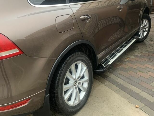 Коричневый Фольксваген Туарег, объемом двигателя 3 л и пробегом 106 тыс. км за 23000 $, фото 8 на Automoto.ua
