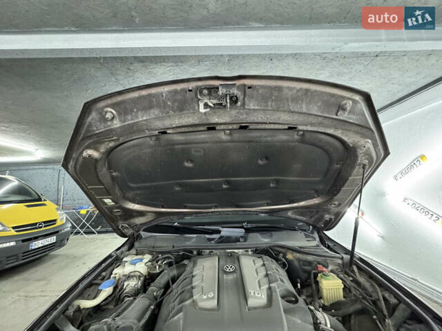 Коричневый Фольксваген Туарег, объемом двигателя 2.97 л и пробегом 300 тыс. км за 21300 $, фото 62 на Automoto.ua