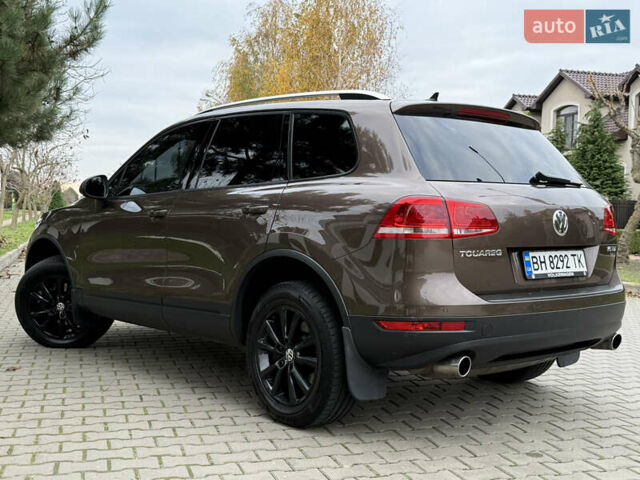 Коричневый Фольксваген Туарег, объемом двигателя 2.97 л и пробегом 239 тыс. км за 17500 $, фото 16 на Automoto.ua