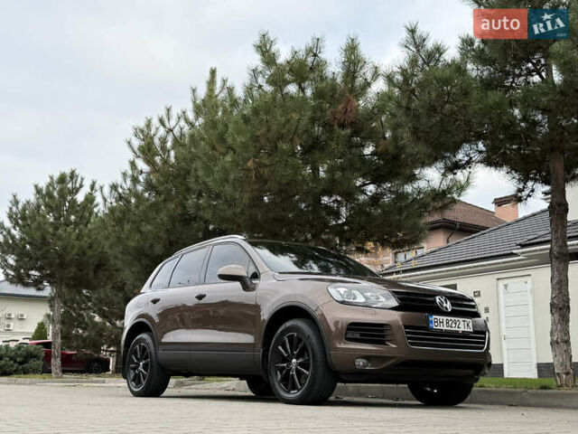 Коричневый Фольксваген Туарег, объемом двигателя 2.97 л и пробегом 239 тыс. км за 17500 $, фото 3 на Automoto.ua