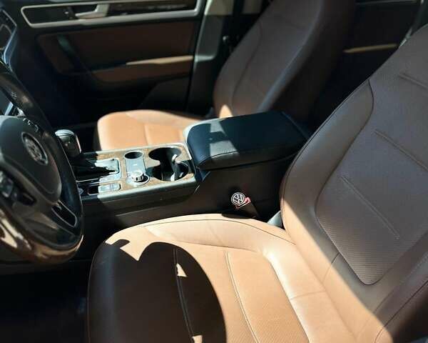 Коричневий Фольксваген Туарег, об'ємом двигуна 2.97 л та пробігом 190 тис. км за 24200 $, фото 20 на Automoto.ua