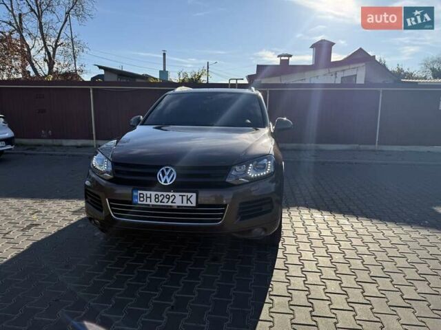 Коричневый Фольксваген Туарег, объемом двигателя 2.97 л и пробегом 240 тыс. км за 18000 $, фото 7 на Automoto.ua