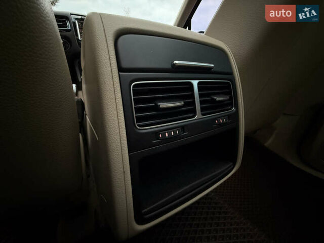 Коричневый Фольксваген Туарег, объемом двигателя 2.97 л и пробегом 239 тыс. км за 17500 $, фото 52 на Automoto.ua