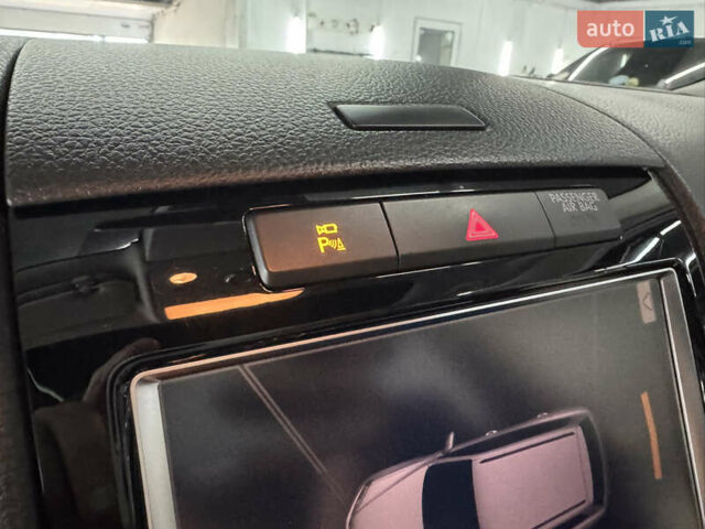 Коричневый Фольксваген Туарег, объемом двигателя 2.97 л и пробегом 300 тыс. км за 21300 $, фото 17 на Automoto.ua