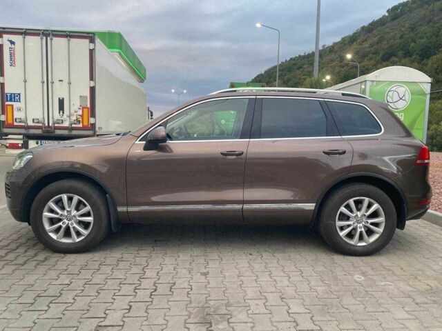 Коричневый Фольксваген Туарег, объемом двигателя 3 л и пробегом 150 тыс. км за 24950 $, фото 3 на Automoto.ua