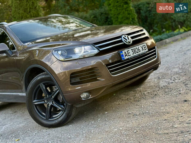Коричневий Фольксваген Туарег, об'ємом двигуна 2.97 л та пробігом 270 тис. км за 17000 $, фото 21 на Automoto.ua