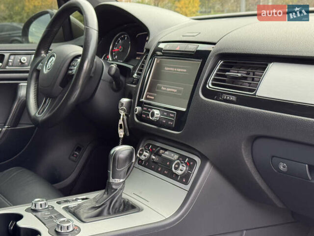 Коричневый Фольксваген Туарег, объемом двигателя 2.97 л и пробегом 280 тыс. км за 19900 $, фото 9 на Automoto.ua